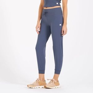 Vuori daily jogger